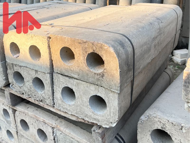 ขอบฟุตบาท สำเร็จรูป